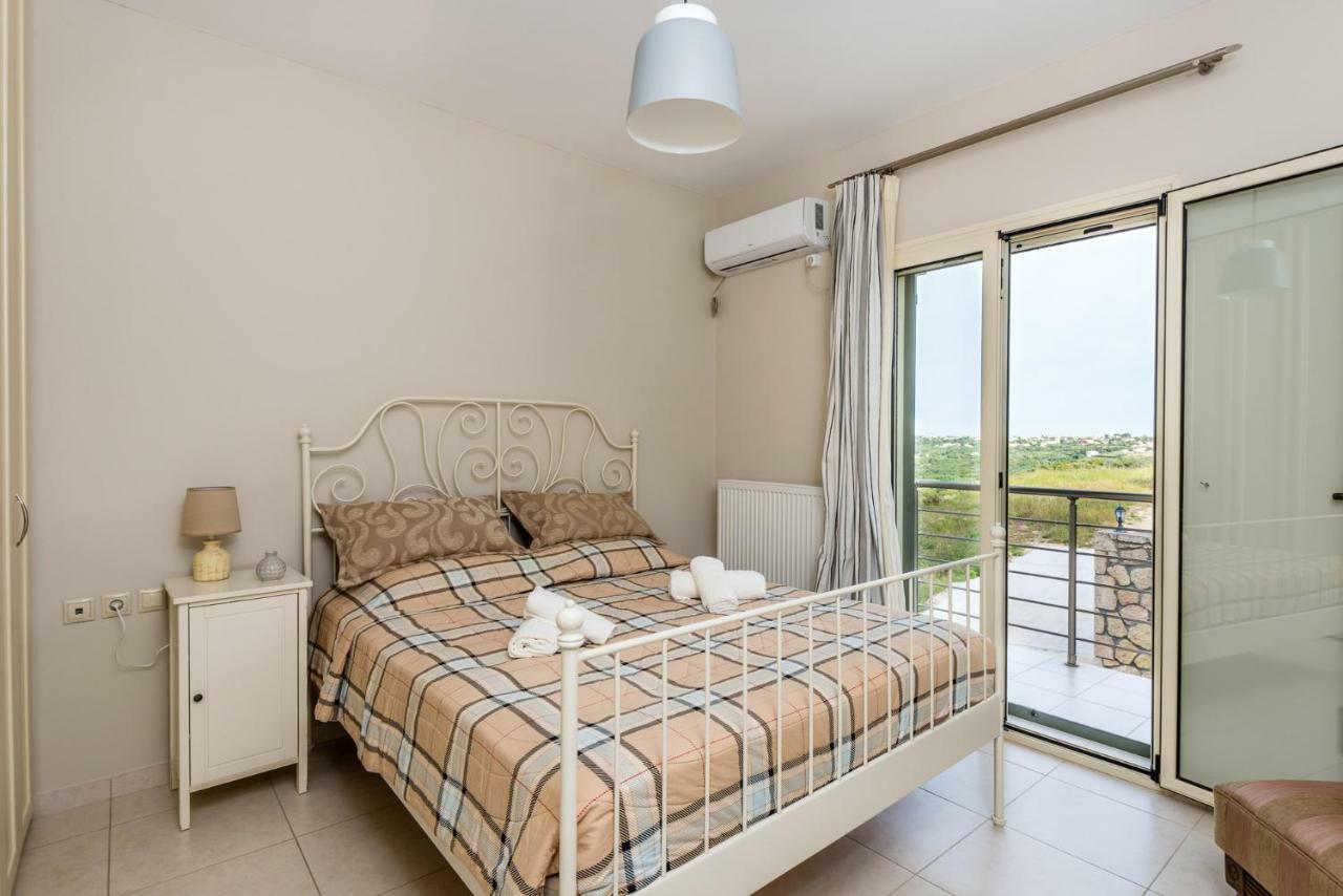 Adelinas' Apartment Argostoli  Exteriör bild